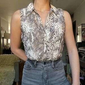 Cable & Gauge Animal Print Top